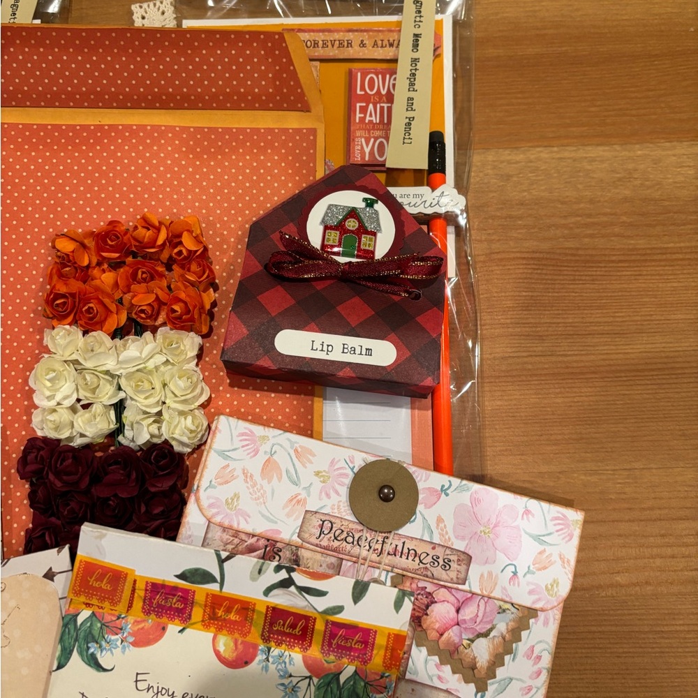 HAND-MADE GIFT PACK - Picture 4 of 4